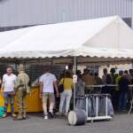 La buvette commence à s'animer