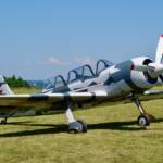 Impressionnant aussi, ce Yak-52, avion d'entraînement et de voltige