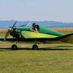 HB-SAE : Jodel D-9. On profite de l'air frais (et des insectes ?)