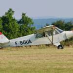 Arrivée d'un autre Piper PA-19 (F-BOUA)